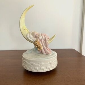 San Francisco Music Box Company Music figure